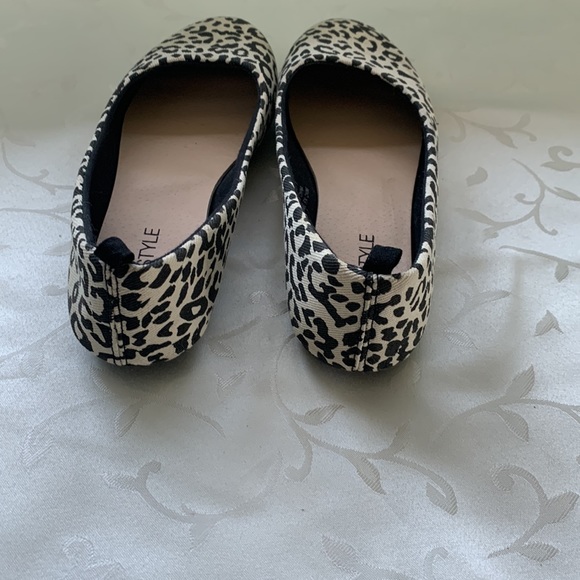 Cute slippers - Picture 2 of 3